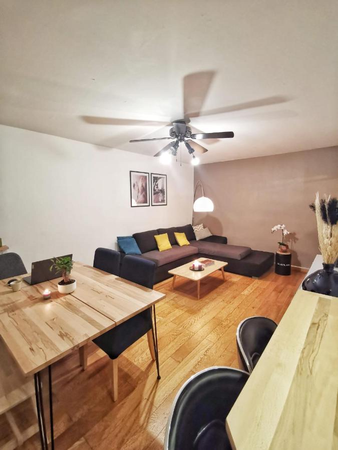 Le Calme Du Sentier - Marne Apartment Нуази-ле-Гран Екстериор снимка